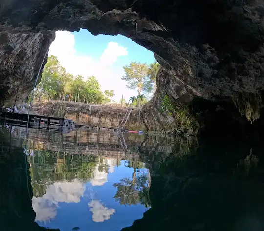 cenote semi abierto y cerrado