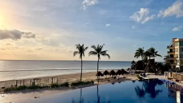 hotel puerto morelos